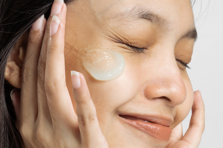 Skincare School How to Apply Facial Moisturiser myeppo.